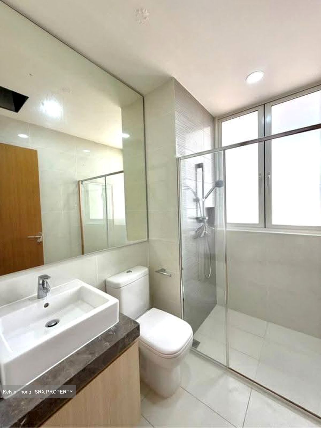 Luxus Hills (ph 7) (D28), Terrace #612111011